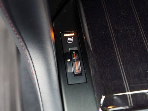 Used 2023 Lexus GX 460 Premium image 22