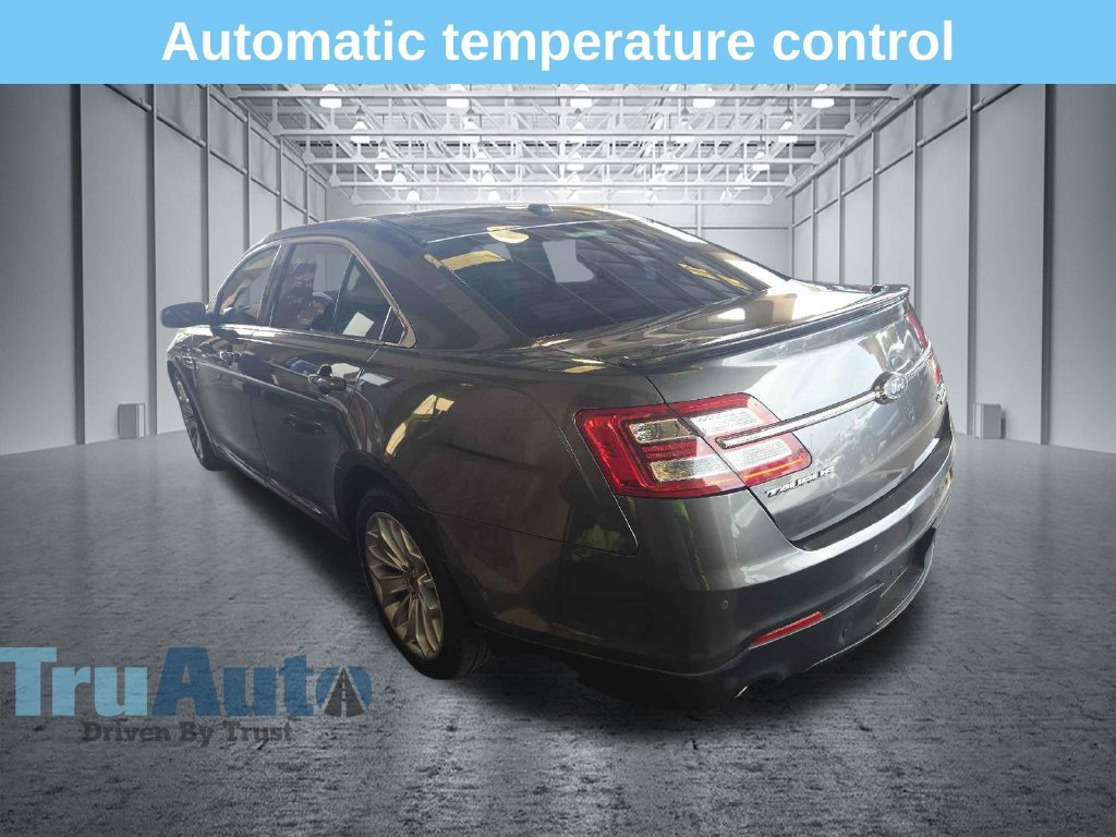 Used 2017 Ford Taurus Limited FWD image 3