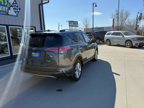 Used 2018 Toyota RAV4 Limited w/ All Weather Liner Package image 7