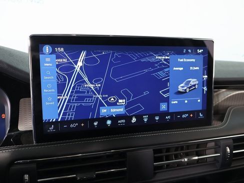 Used 2024 Lincoln Corsair Reserve w/ Equipment Group 201A image 7