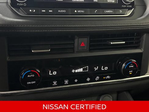 Certified 2025 Nissan Rogue SV AWD/4WD image 22