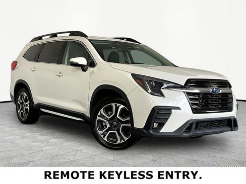 Used 2023 Subaru Ascent Limited AWD/4WD image 3