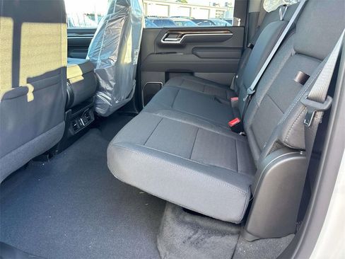 New 2026 GMC Sierra 2500 AT4 w/ Technology Package image 4