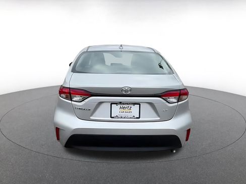 Used 2025 Toyota Corolla LE image 12