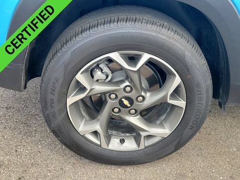 Certified 2025 Chevrolet Trax LT w/ Driver Confidence Package FWD image 28