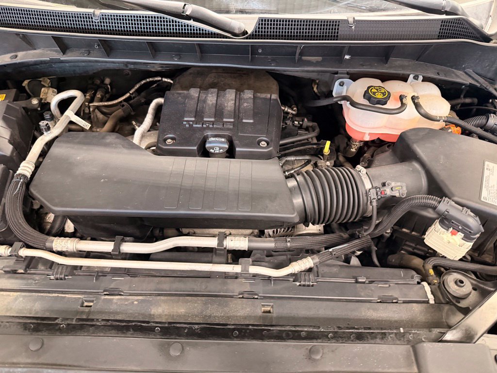 Used 2021 Chevrolet Silverado 1500 Custom AWD/4WD image 46