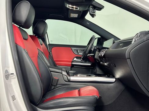 Used 2021 Mercedes-Benz GLA 35 AMG 4MATIC w/ Premium Package image 11