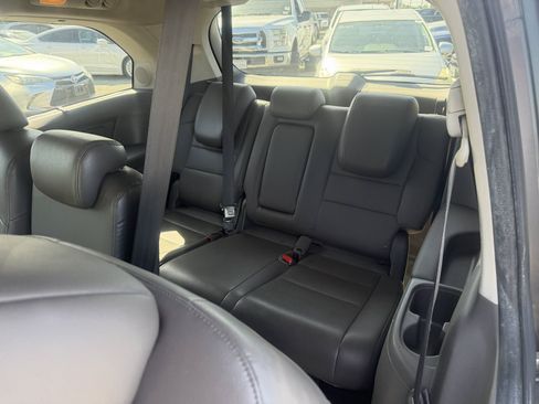 Used 2012 Honda Odyssey Touring image 17