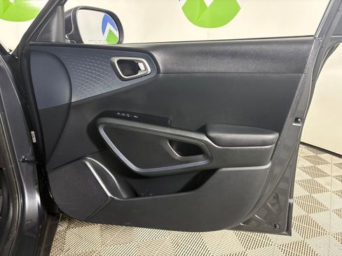 Used 2024 Kia Soul EX image 30