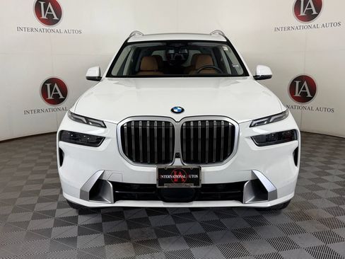 Certified 2024 BMW X7 xDrive40i AWD/4WD image 2