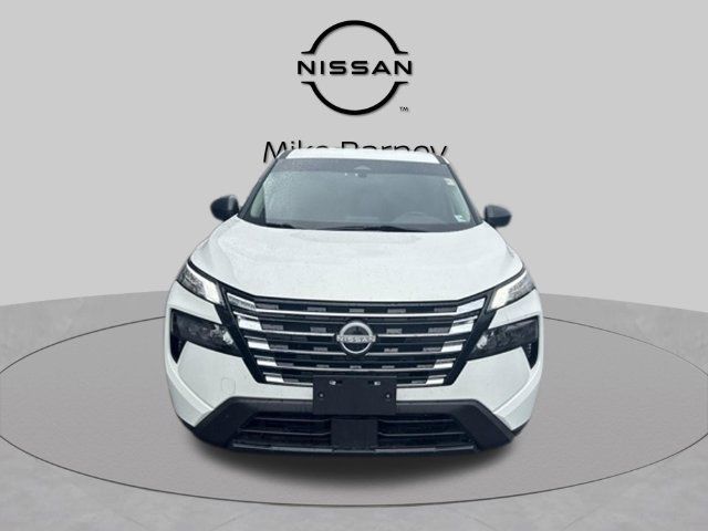 Used 2024 Nissan Rogue S AWD/4WD image 6