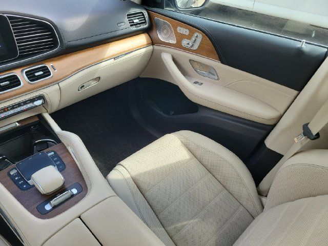 Used 2022 Mercedes-Benz GLS 450 4MATIC image 15