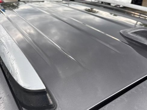 Used 2018 Toyota RAV4 LE FWD image 14
