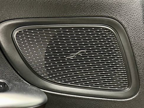 Used 2023 Mercedes-Benz C 300 Sedan image 23