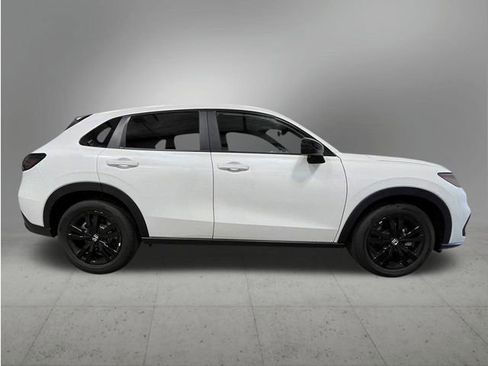 New 2027 Honda HR-V Sport image 8