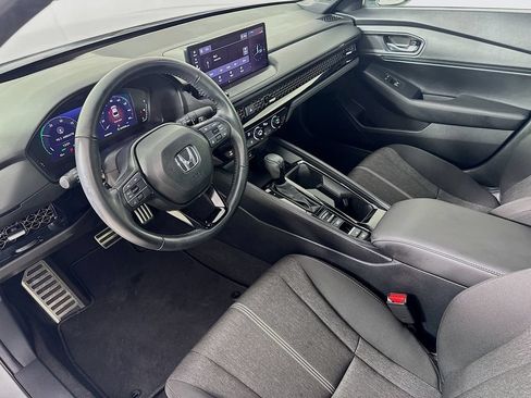 Used 2024 Honda Accord Sport image 9