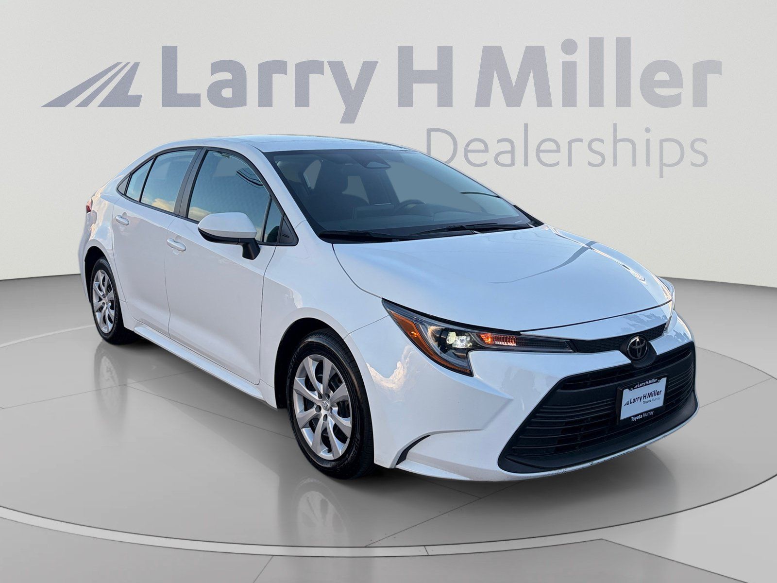 Used 2024 Toyota Corolla LE FWD image 7