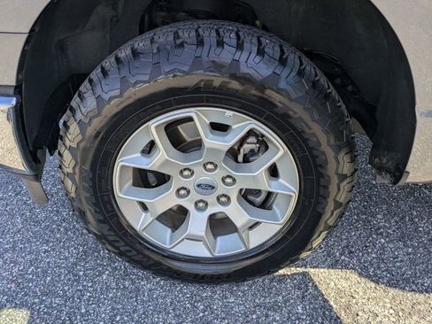 Used 2023 Ford F150 XLT image 12