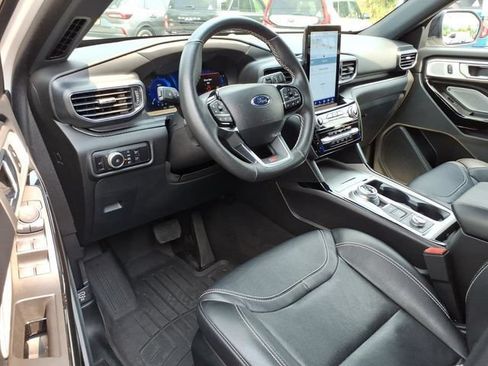 Used 2023 Ford Explorer ST w/ Equipment Group 401A AWD/4WD image 16