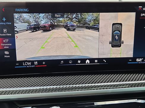Used 2025 BMW X5 M60i AWD/4WD image 16