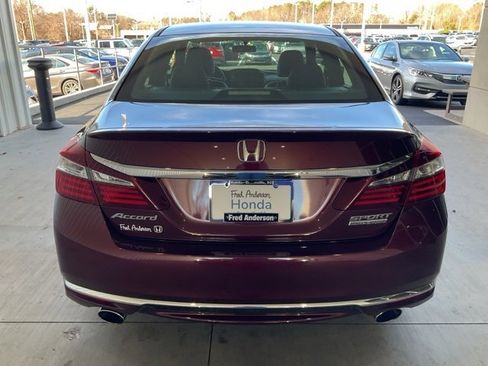 Certified 2017 Honda Accord Sport Special Edition image 21