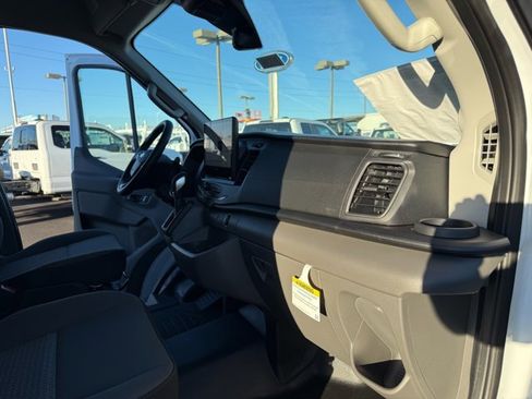 New 2026 Ford Transit 250 148 Medium Roof image 14