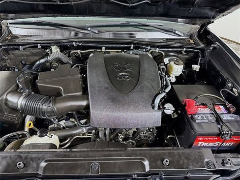 Certified 2023 Toyota Tacoma SR5 image 30