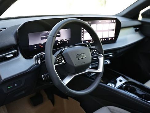 New 2026 Audi Q3 quattro 2.0T image 16