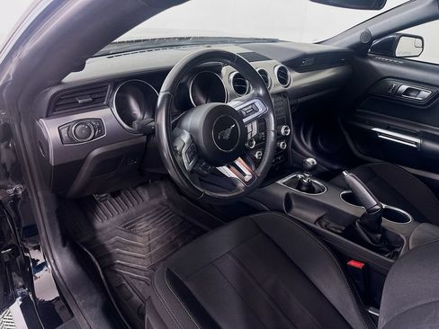 Used 2020 Ford Mustang GT RWD image 9