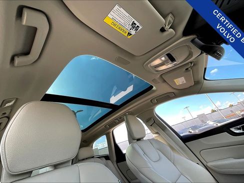 Certified 2025 Volvo XC60 T8 Plus w/ Protection Package Premier image 22