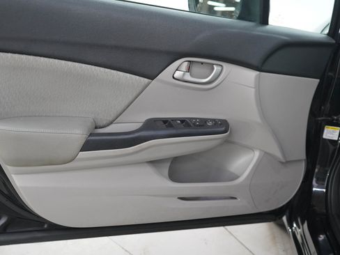 Used 2015 Honda Civic LX image 17