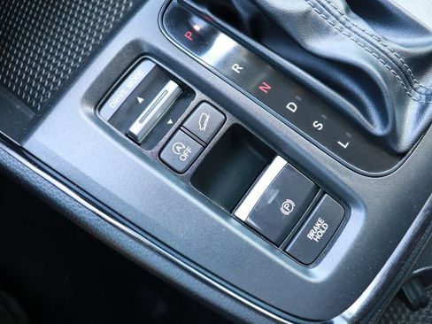 Used 2024 Honda CR-V EX image 17
