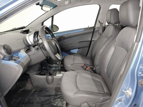 Certified 2014 Chevrolet Spark LT image 9