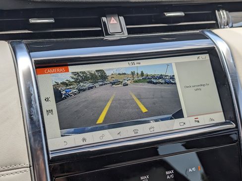 Used 2020 Land Rover Discovery Sport SE R-Dynamic AWD/4WD image 15