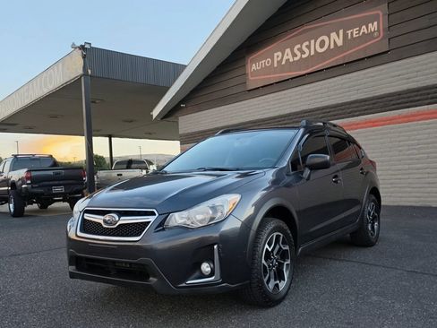 Used 2017 Subaru Crosstrek 2.0i AWD/4WD image 1