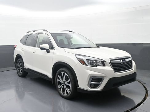 Used 2020 Subaru Forester Limited AWD/4WD image 3