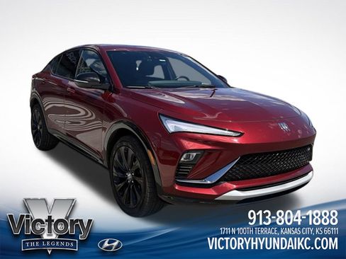 Used 2024 Buick Envista Sport Touring w/ Convenience I Package FWD image 7