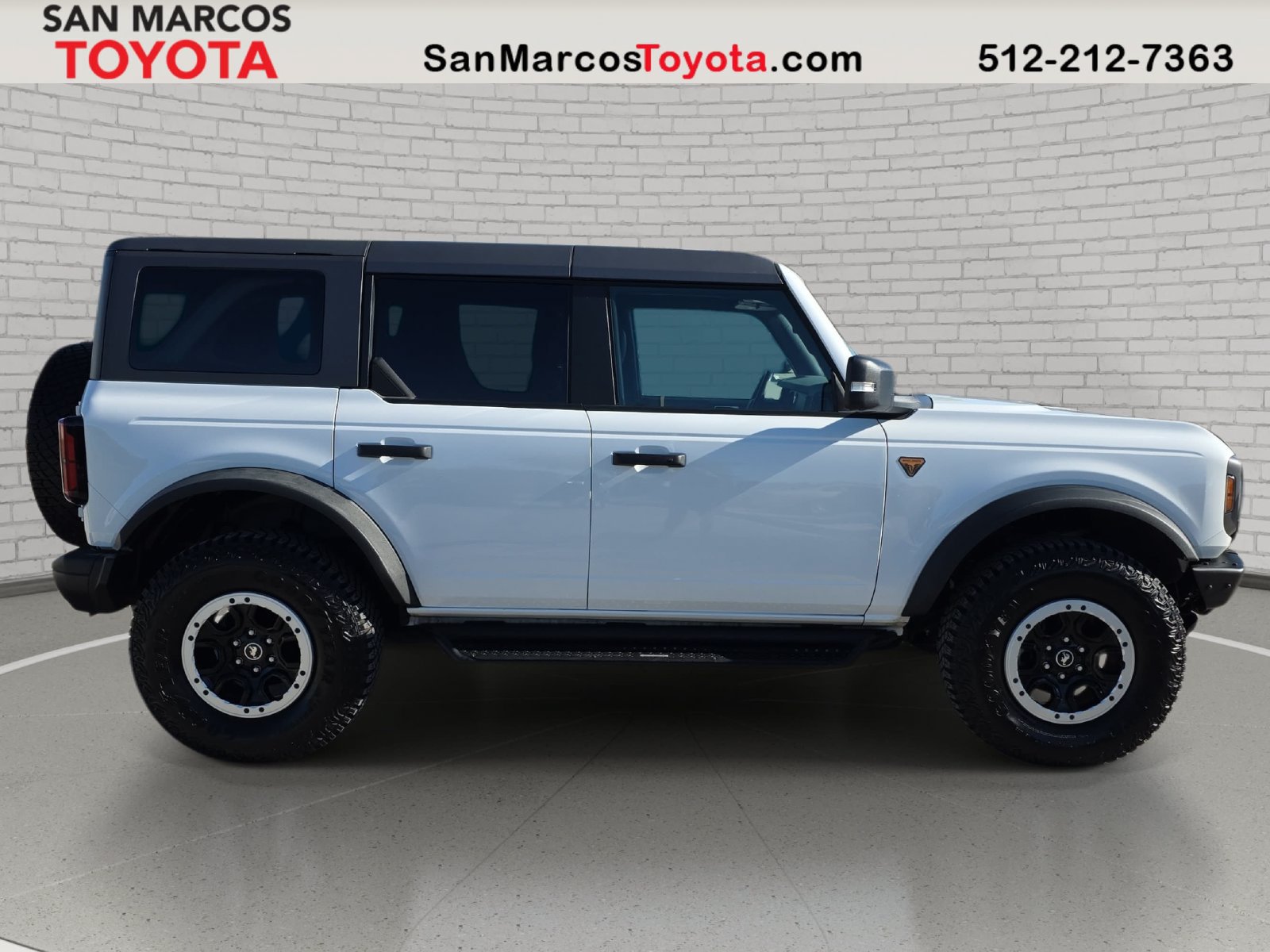 Used 2022 Ford Bronco Badlands AWD/4WD image 5