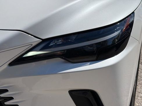 Used 2025 Lexus RX 350 Premium image 9
