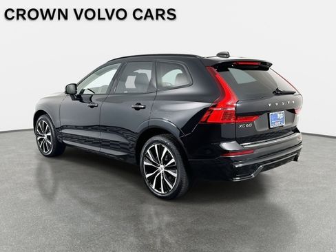 Certified 2025 Volvo XC60 B5 Plus w/ Protection Package Premier image 7