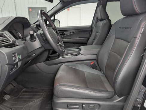 Used 2024 Honda Passport Black Edition image 4