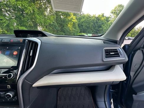 Used 2022 Subaru Ascent Touring AWD/4WD image 16