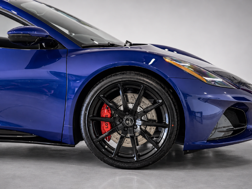 New 2026 Lotus Emira SE RWD image 10