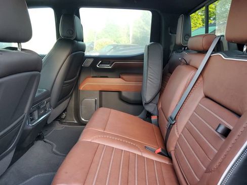Used 2026 GMC Sierra 1500 Denali Ultimate AWD/4WD image 11