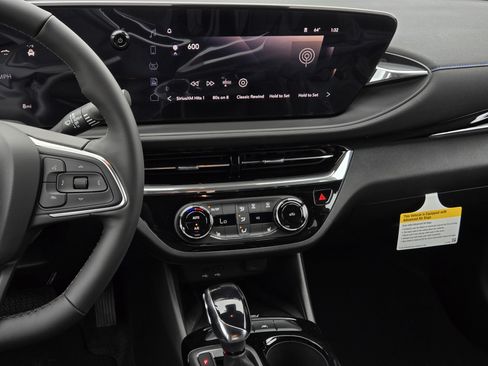 New 2026 Buick Envista Sport Touring FWD image 21