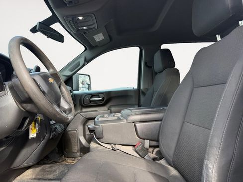 Used 2020 Chevrolet Silverado 3500 W/T w/ WT Convenience Package image 6