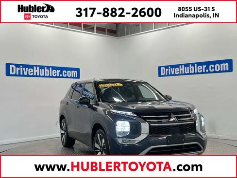 Used 2025 Mitsubishi Outlander SE AWD/4WD image 1