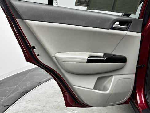 Used 2018 Kia Sportage EX w/ EX Technology Package image 26