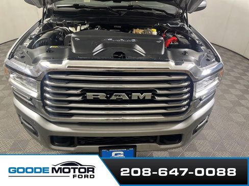 Used 2022 RAM 2500 Limited AWD/4WD image 25