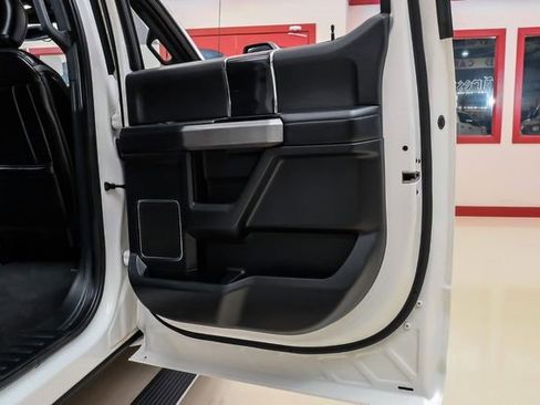 Used 2021 Ford F350 Platinum image 35